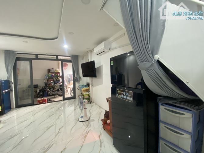 “BÁN NHÀ HAI TẦNG MỚI ĐẸP LINH CHIỀU-55.5M(4.3*14)-2 PN CHỈ 4.5 TỶ[CÒN BỚT]”