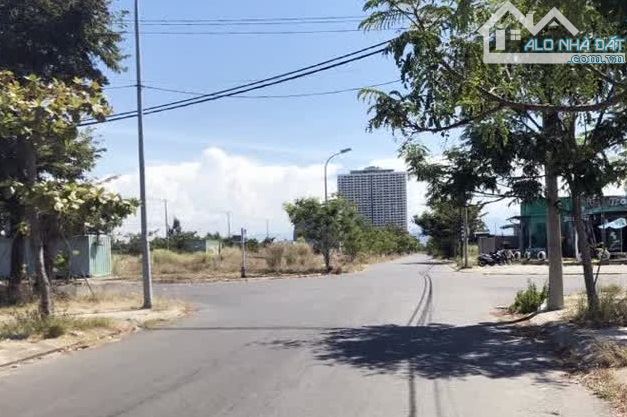 GẦN BIỂN! BÁN VILLA 3 TẦNG 200M2 – 19,5 TỶ - MT NGUYỄN HỮU AN - Q. SƠN TRÀ