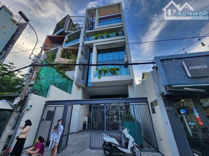 Tòa Nhà Building Nguyễn Văn Thương, Q.BT - DT : 6 x 17 Hầm 6Tầng + HĐT 100tr/th - Giá 32Tỷ