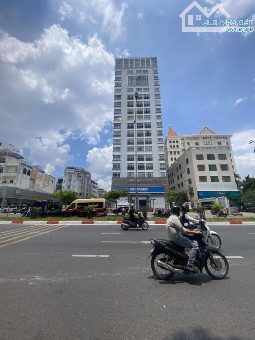 Bán Nhà Cộng Hoà - Căn Góc 2 Mặt -4 Tầng BTCT -100m2 .