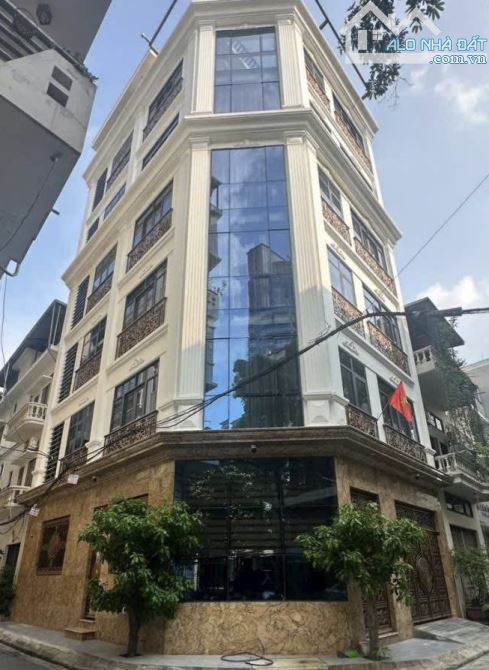 Bán Siêu Phẩm Nhà Lô Góc Vỉa Hè Ô Tô Kinh Doanh Nguyên Hồng Đống Đa DT 75M 5T MT Giá 54Tỷ.