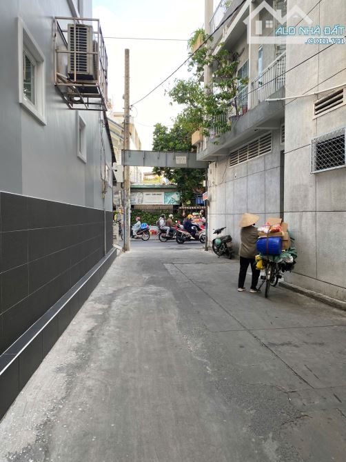 NHà 4 Tầng 60m2 Hẻm Xe Hơi 5 Phòng Ngủ Phan Xích Long Phú NHuận Giá 9 Tỷ 9