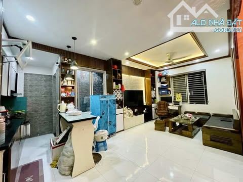 VỊ TRÍ VÀNG KDT TP GIAO LƯU - TIỆN ÍCH BẠT NGÀN - VIEW SÂN CHƠI-  THOÁNG CÁC MẶT Ở SƯỚNG