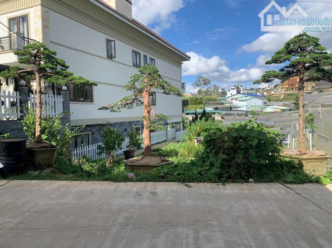 ĐẤT KHU BIỆT THỰ TRỊNH HOÀI ĐỨC 500M2 14 TỶ ĐƯỜNG 8M