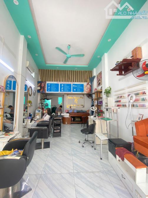 BÁN ĐẤT PHỐ VẠN PHÚC LÔ GÓC 2 MẶT THOÁNG, Ô TÔ VÀO, NGÕ THÔNG KINH DOANH 37M2 GIÁ 8,1 TỶ