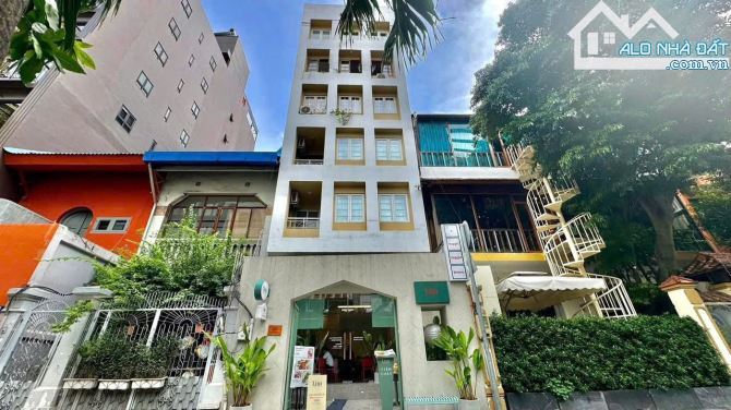 BÁN TÒA NHÀ MẶT TIỀN KHAN HIẾM MẶT TIỀN LÊ THÁNH TÔN - Q1 -DT: 5.6X28M HẦM 7 LẦU 75 TY