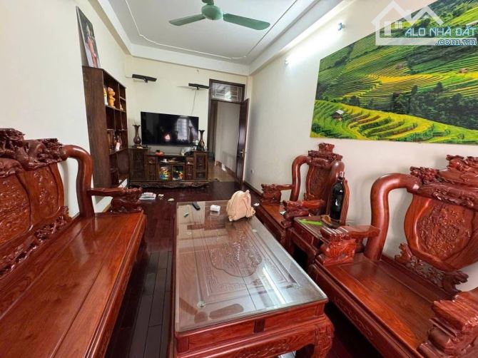 PHÂN LÔ 2 MẶT TIỀN Ô TÔ ĐỖ CỬA TỔ 1 Đa Sỹ HÀ ĐÔNG42/46m2x5 tầng: 9,9 tỷ