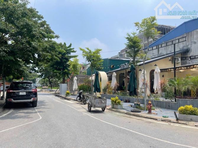 Bán đất Từ Sơn, gần trục chính kinh doanh, chợ Me, sát khu đấu giá nhiều tiện ích, 1 tỷ