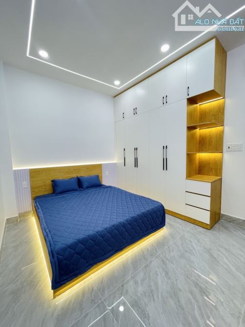 Nhà Quận 12 khu phân lô hẻm 8m bàn cờ ô tô tránh 4x13m Dọc Kênh 54 Phường Hiệp Thành