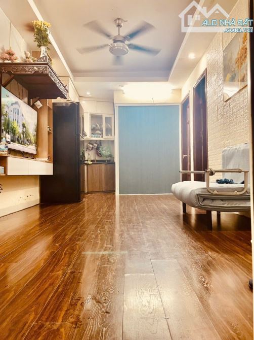 BÁN CĂN HỘ CCMN 3 NGỦ - 2 VS PHỐ YÊN LÃNG - THÁI HÀ - ĐỐNG ĐA   Diện tích 65M - chủ tặng l