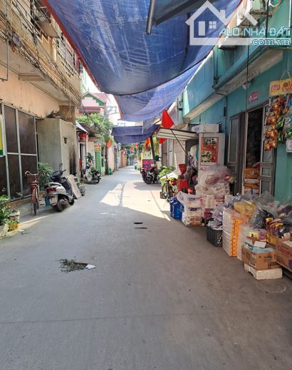 BÁN ĐẤT TỔ 3 QUANG MINH – MÊ LINH- THÔNG Ô TÔ – FULL THỔ- CHỈ 48 TRIỆU/M – HÀNG HIẾM