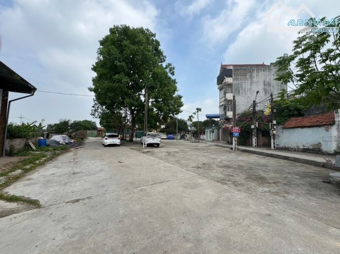 TĐC MAI HIÊN 130M - MT 6,5M vỉa hè Oto tránh, sổ CC giá 10x tỷ có TL