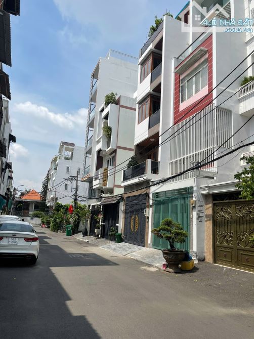 Biệt thự HXH Hoàng Văn Thụ, DT 83m2(7.5x13.5) 5 tầng thang máy, hồ cá Koi,gía còn 18 tỷ TL