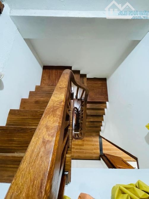Nhà đẹp Mỹ Đình 47m² × 6T, ngõ thông, ô tô đỗ gần, kinh doanh tốt, giá chỉ 12,8 tỷ