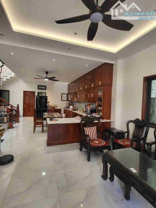 🔥 HIẾM CÓ – BÁN NHÀ VŨ LĂNG 2 TẦNG SIÊU RỘNG GẦN 300M² – NGANG GẦN 10M – ÔTÔ ĐỖ CỬA 🔥