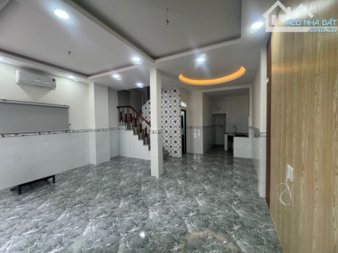 🟢TỐT - NHÀ QUANG TRUNG - 40M2 - 3 TẦNG - NGANG 5,2M. GIÁ : 5,2 TỶ