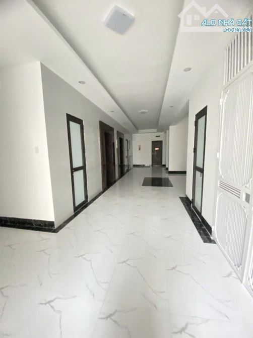 Chung cư CT1 mặt đường Đỗ Nhuận, Ngoại Giao Đoàn -69m -2 ngủ -Tầng giữa - Lô góc