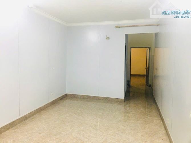 BÁN NHÀ TRƯƠNG ĐỊNH-HOÀNG MAI 66M2 GIÁ CHÀO 11.5 TỶ, VỊ TRÍ TUYỆT ĐẸP, Ô TÔ ĐỖ CỬA