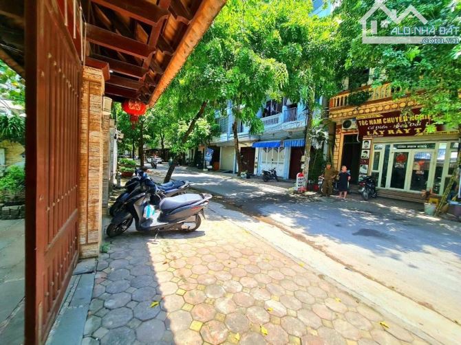 BIỆT THỰ KĐT VĂN QUÁN - HÀ ĐÔNG : 215M2, 4 TẦNG, MT 10M. HƠN 40 TỶ