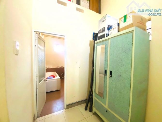NHÀ ĐẸP THỊ TRẤN DIÊN KHÁNH CÁCH BIỂN 13 phút - 10