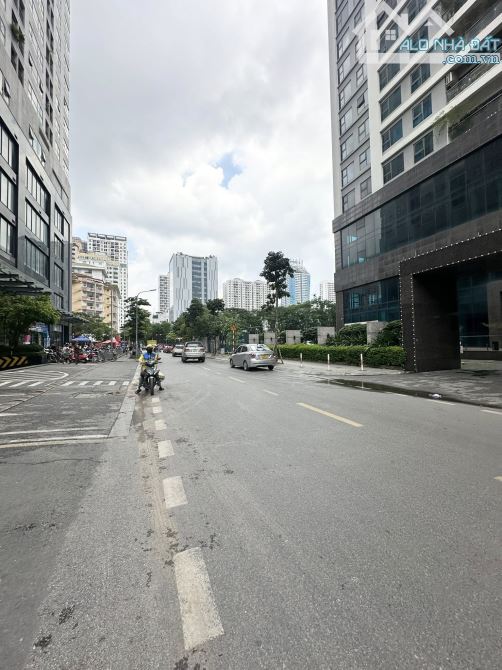 Bán gấp căn hộ chung cư 3PN 2VS, giá chỉ 9.9 tỷ. Tòa The Legacy Số 10 Lê Văn Thiêm. - 10