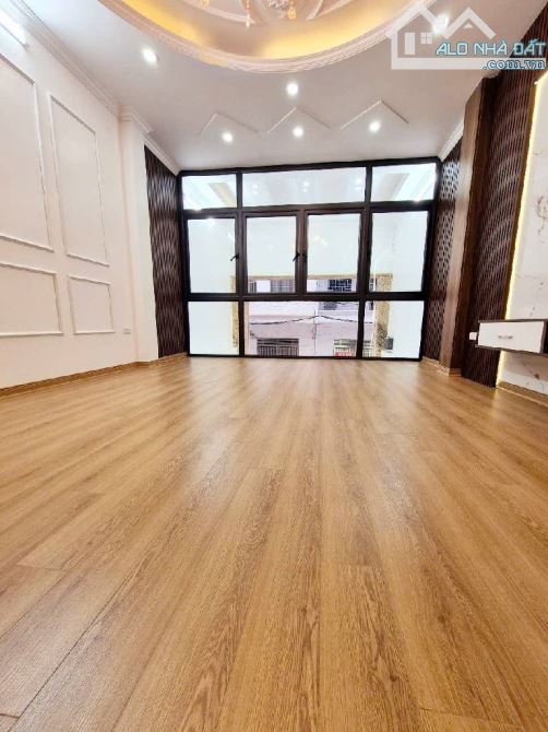 SIÊU PHẨM PHÂN LÔ KIM ĐỒNG - GIÁP BÁT 2 MẶT THOÁNG - VỈA HÈ Ô TÔ TRÁNH - 7 TẦNG THANG MÁY - 10