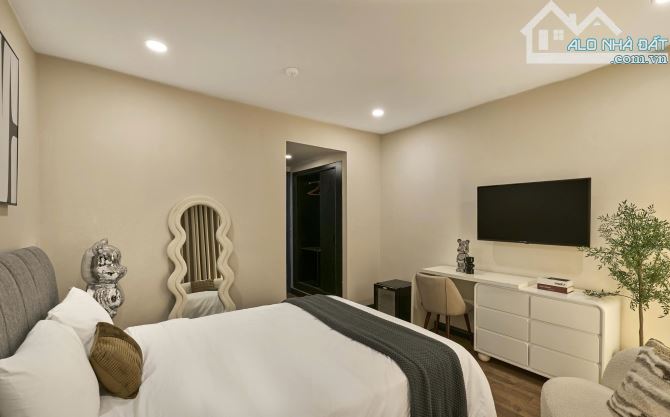 Sang nhượng khách sạn 3 sao Sân Bay - Tân Bình - 10