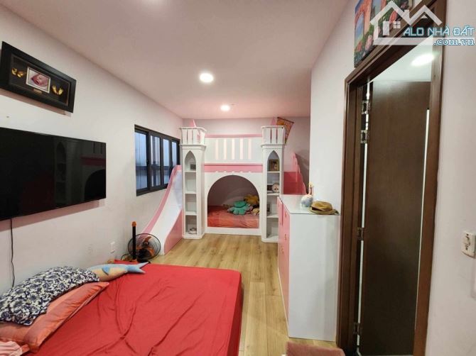 BÁN NHÀ MỚI 5 TẦNG THANG MÁY – NGANG 5M NỞ HẬU – TRUNG TÂM QUẬN 4 – CÁCH QUẬN 1 CHỈ 300M - 10