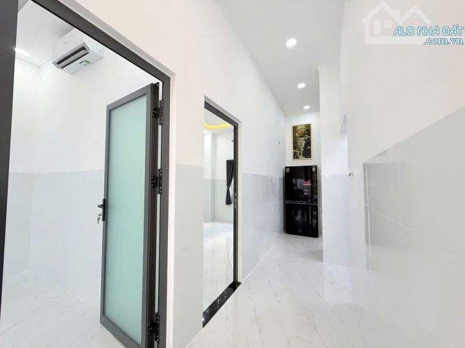 NHÀ 2PN PHƯỜNG PHÚ TÂN ĐƯỜNG XE Ô TÔ HẺM BẾN XE - 10