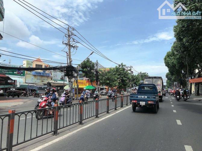 GẤP bán nhà hẻm 656 Quang Trung ngang 7m 126m2 4 tầng có gara gần chợ đêm HTT chỉ 17.8 tỷ - 10