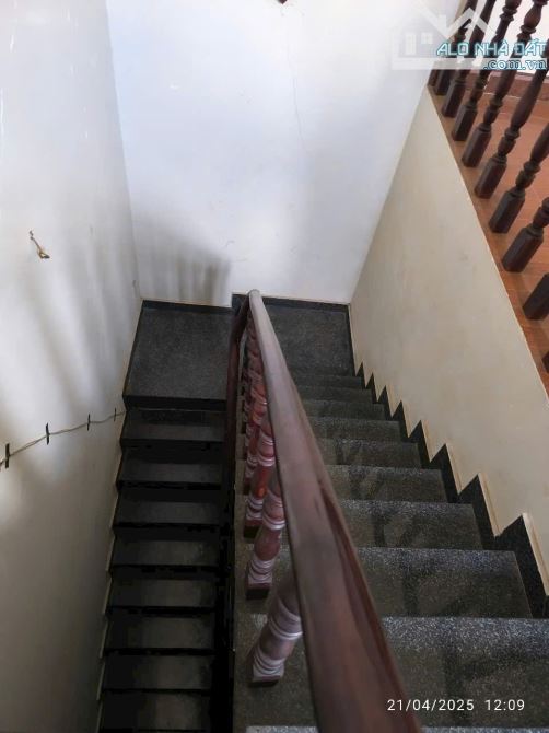 Cần bán nhà 58m² 4.2x11.7m 3 tầng Dương Thị Mười Quận 12 giá rẻ 4.45 tỷ - 1