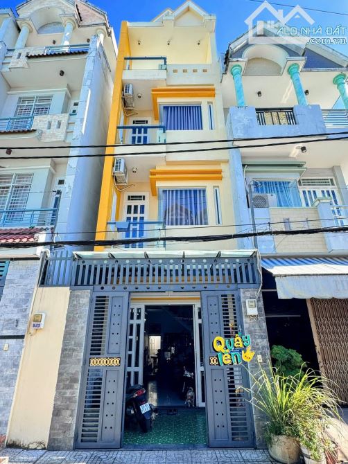 NHÀ BÌNH TÂN KHU TÊN LỬA,BÌNH TRỊ ĐÔNG,HẺM TO NHƯ MẶT TIỀN,VỊ TRÍ ĐẸP ,4 TẦNG 72M2 ,CHỈ 7x - 1