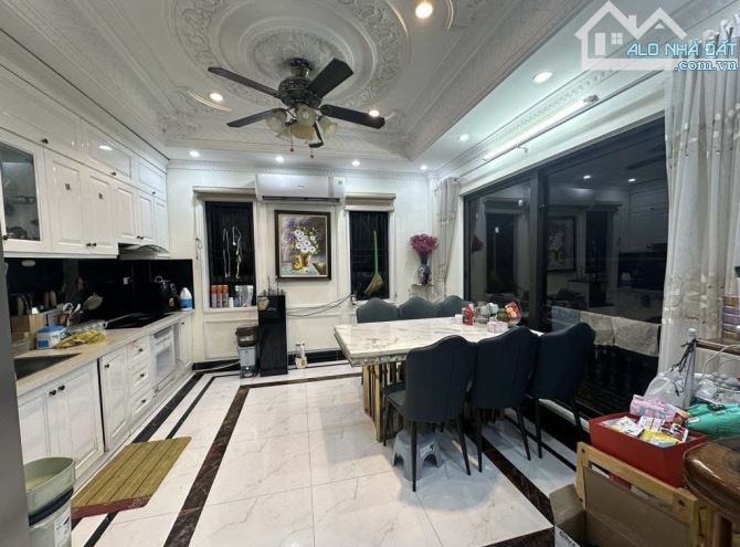 CẢNH BÁO NHÀ ĐẸP!!! - Tương Mai - 40m2 - 5T - 7 tỷ hơn nhẹ - OTO đỗ cửa- 15m ra mặt đường - 1