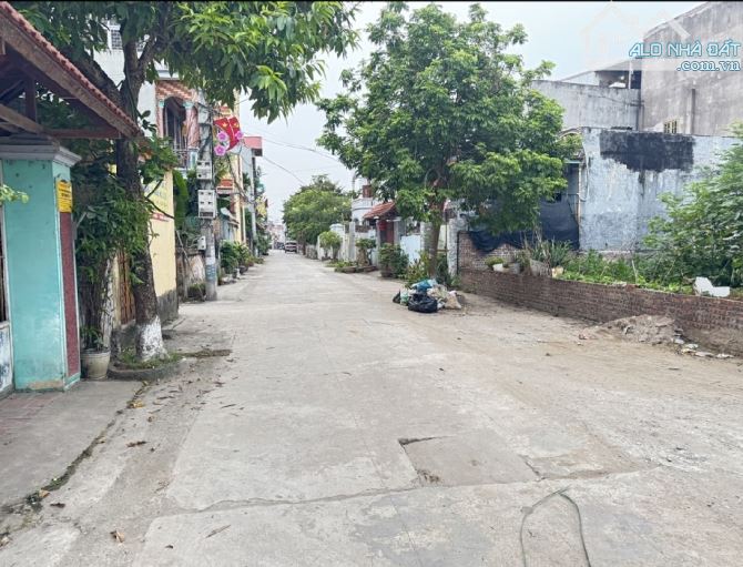 BÁN 50m2 ĐẤT ĐẸP MAI LÂM, Ô TÔ THÔNG, GẦN CẦU TỨ LIÊN CHỈ HƠN 5 TỶ. - 1