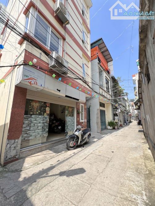 THANH TRÌ, NHÀ ĐẸP DÂN XÂY, LÔ GÓC, Ô TÔ ĐỖ CỬA 39 M2 5 TẦNG 5,2 TỶ - 1