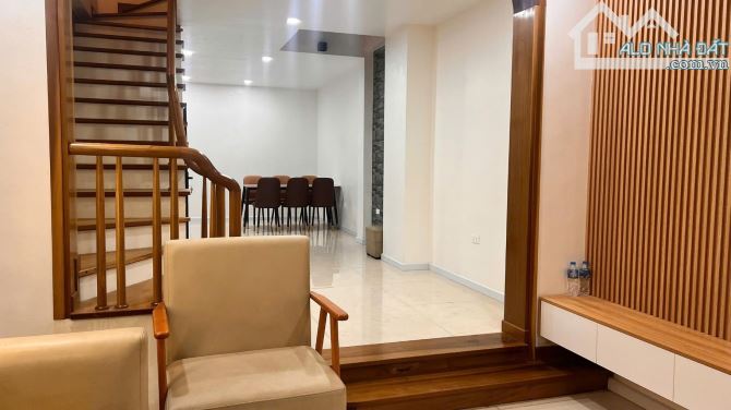 ⚡BÁN NHÀ KHU VỰC CỔ NHUẾ – 50m² – 5 TẦNG – 9.. TỶ  💎 Mỗi tầng 2 phòng ngủ rộng .WC khép k - 1