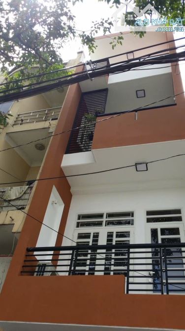 Bán Nhà Mặt Tiền Đường Trường Sa - Quận Phú Nhuận - 4 Tầng x 44m² - Nhỉnh 15 tỷ 🌺 - 1