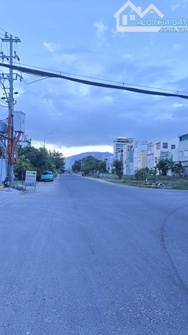 🚗 NHÀ CẤP 4 KIỆT Ô TÔ 5M – ĐƯỜNG CHÍNH HỮU – GẦN BIỂN MỸ KHÊ 🌊 - 1