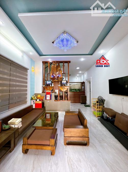 Bán biệt thự 1 trệt 2 Lầu  KDC Phúc Hiếu, gần Aeon Mall - 1