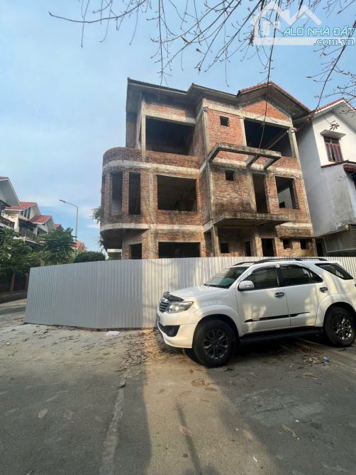 ❤❤❤BIỆT THỰ THÔ 2MT Đường Hà Huy Tập - khu Trung Tâm Kiểm Huệ - gần nhà thi đấu Bà Triệu h - 1
