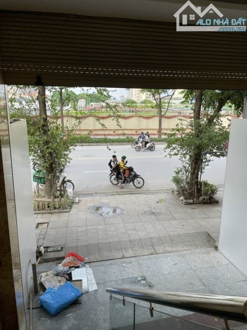 BÁN NHÀ BUILDING MẶT PHỐ LÊ TRỌNG TẤN .. DT 181 M . NHÀ 8 TẦNG . LÔ GÓC KINH DOANH - 1
