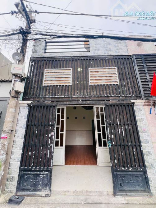 Nhà sổ hồng riêng 4mx14m  1 trệt 1 lửng đúc bê tông cốt thép hiệp thành 13 q12 - 1
