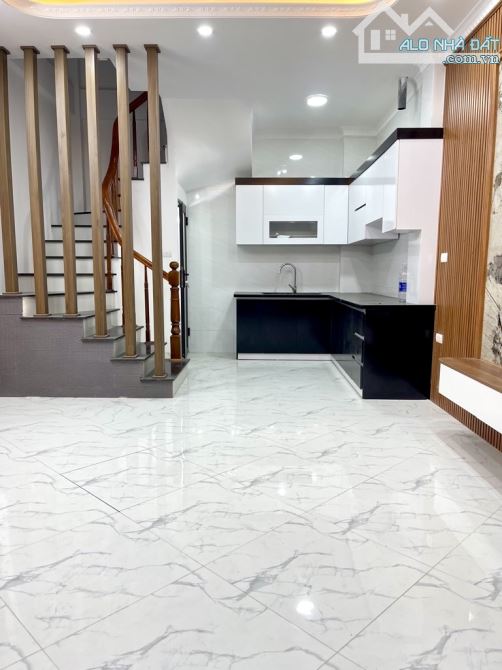 Bán nhà đẹp full nội thất Nguyễn văn linh,phúc đồng Long biên 32 m2; 5,6 tỷ - 1