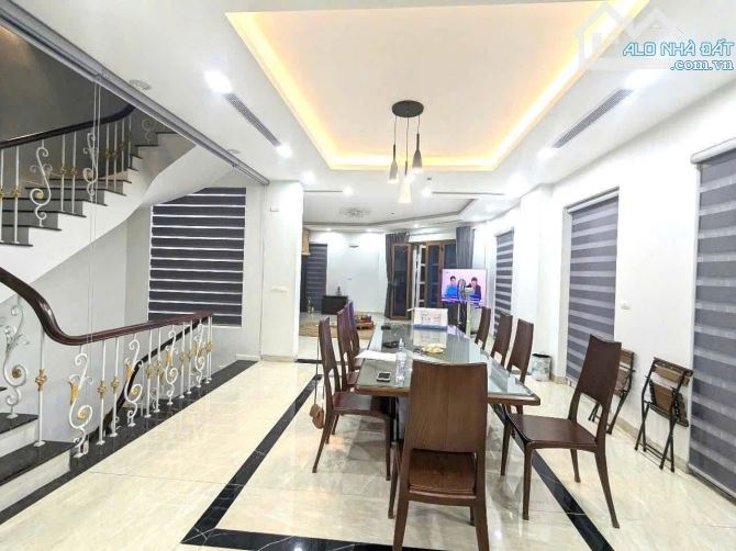Bán Tòa Văn Phòng 6 Tầng Đẹp Nhất, Nguyễn Xuân Khoát - Ngoại Giao Đoàn - 1
