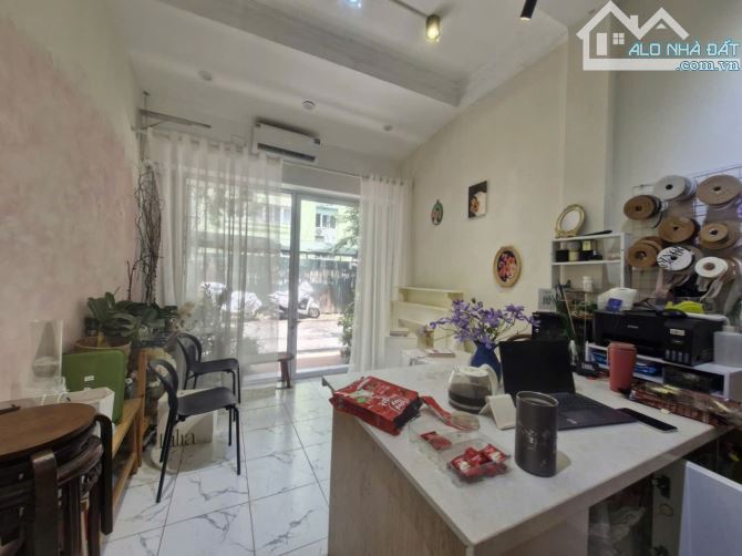 BÁN NHÀ MẶT PHỐ VŨ HỮU- THANH XUÂN, 56/63 M2, MĂT TIỀN 4M, GIÁ 13,5 TỶ. - 1