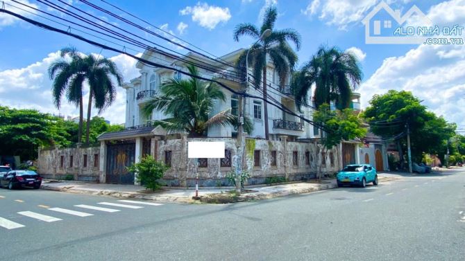 Biệt Thự 2 Mặt Tiền TÊN LỬA BÌNH TÂN, 560m2 Đất - 1