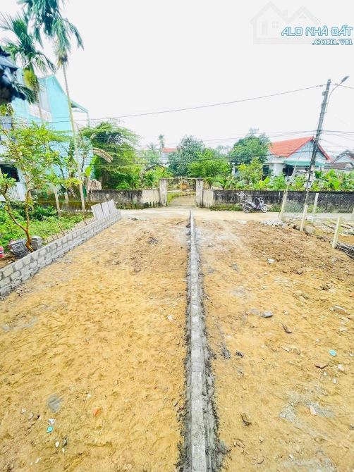 Đất kiệt ô tô Nguyễn Sinh Cung 61m💲 Giá 1 tỷ 750 - 1