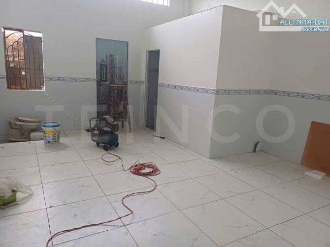 Cho thuê mặt bằng hoặc kho 480m² mặt tiền đường Quốc Lộ 91B (Nguyễn Văn Linh) - 1