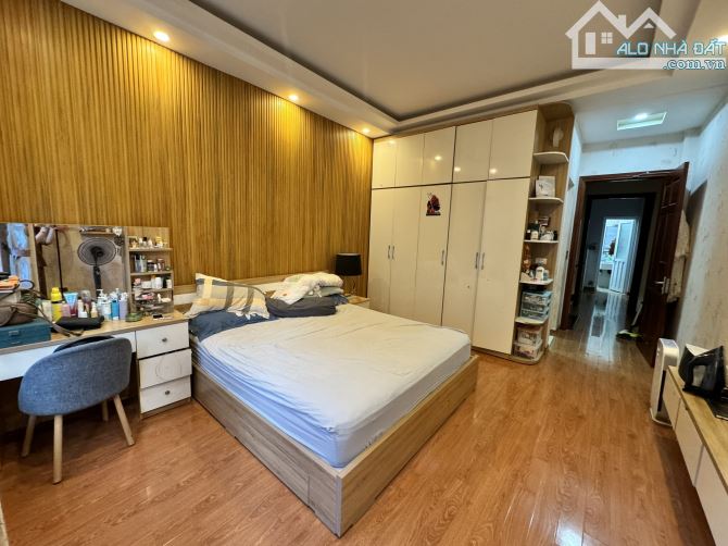 Cho thuê nhà Đào Tấn – Ba Đình DT 40m x 5 tầng, đẹp đủ đồ, ở sướng, giá thuê 12tr/th - 1