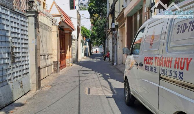 Bán nhà hẻm xe hơi - Đào Duy Anh P9 Phú Nhuận - 5 Tầng 4PN - 76m2 ngang 4,2m - 14,8 tỷ TL - 1